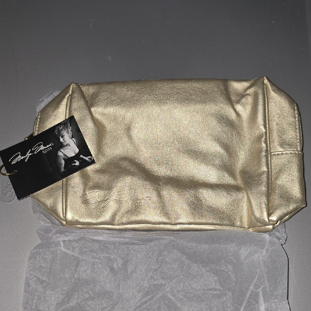 Elegant Gold Women's Bag